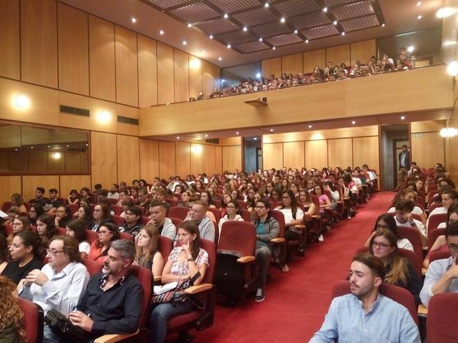 Empresarios turísticos comparten con 200 universitarios las claves de la inserción laboral