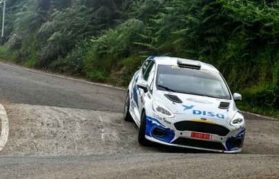 Destacado debut de Walter Delgado – “Ale” Rodriguez con el Ford Fiesta
