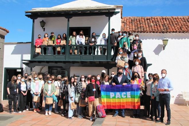 Treinta jóvenes europeos conocen Lanzarote de la mano de alumnos del IES Yaiza