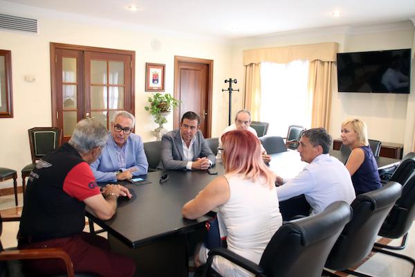 Fepeco respalda las reivindicaciones de Adeje en movilidad, conectividad y sanidad