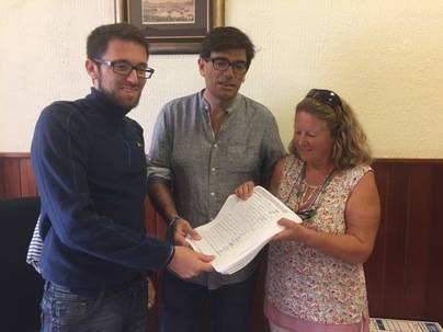 6.087 firmas contra los vertidos de aguas fecales en las playas de El Médano