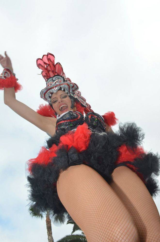El Coso Apoteosis despide el carnaval internacional del Puerto de la Cruz