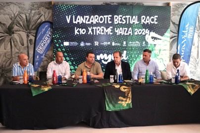Ochocientos deportistas compiten en la Bestial Race Xtreme Yaiza