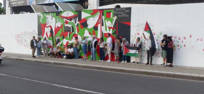 Inauguran mural en apoyo a Palestina en Puerto de la Cruz