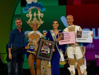 Joroperos consigue el primer premio de Interpretación en el concurso de Comparsas