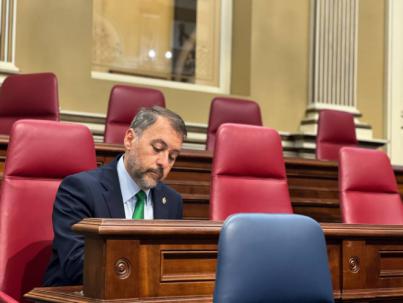 Santa Cruz exige a Visocan que atienda a las familias vulnerables de las viviendas de Añaza