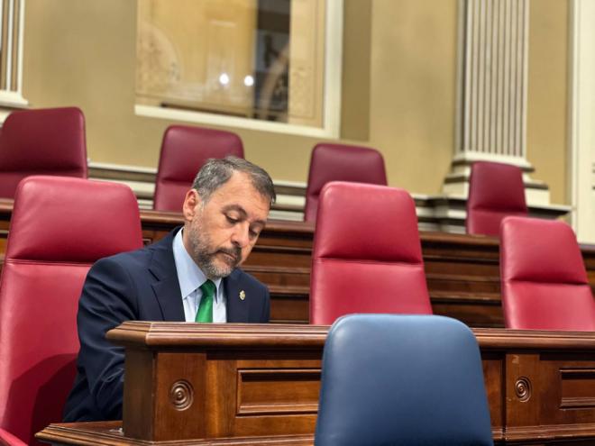 Santa Cruz exige a Visocan que atienda a las familias vulnerables de las viviendas de Añaza