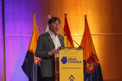 UxGC desborda Infecar en la presentación de Jose María Ponce