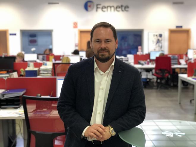 “Es vital y prioritario formar para el empleo en oficios industriales”