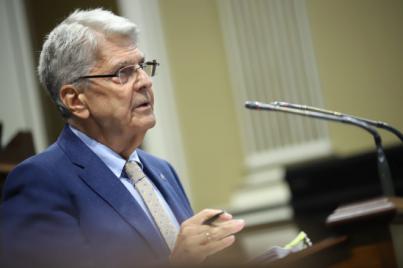 “Quienes de verdad presumen de sus servicios de emergencia son los ciudadanos, no el Gobierno”