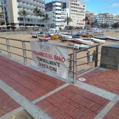 Se cierra al baño de manera temporal el tramo de La Puntilla en Las Canteras por concentración anormal de bacterias E. coli