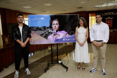Lanzarote Moda presenta una campaña para conectar los diseñadores y el entorno de la Isla con un turismo “lujoso y sostenible”