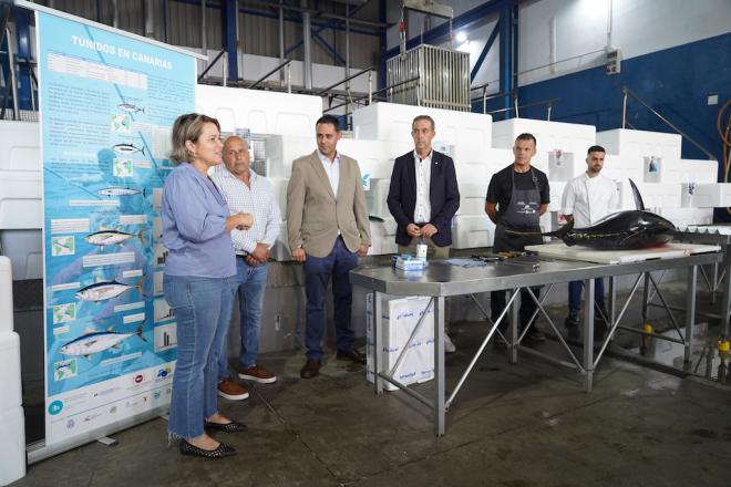 Gobierno y Ashotel impulsan el consumo de túnidos en los establecimientos turísticos de las islas