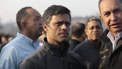 Leopoldo López y su familia se refugian en la embajada de España en Venezuela