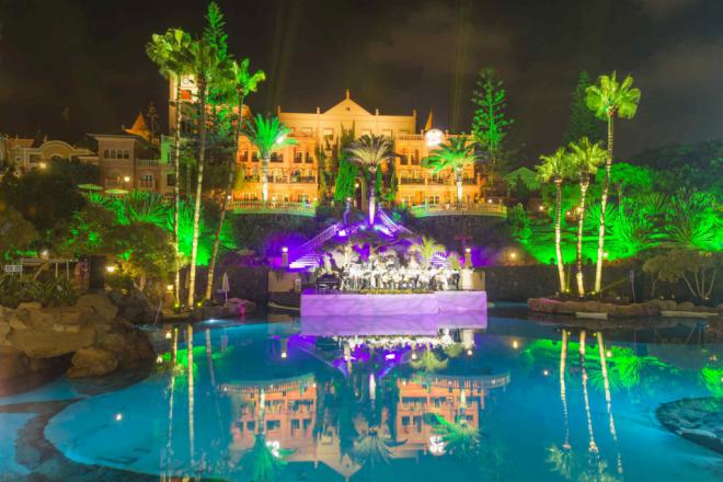 El Hotel Bahía del Duque celebró su 25 aniversario