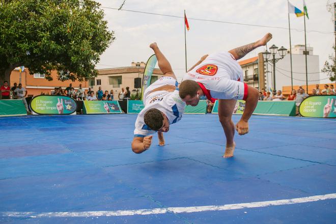 La luchada institucional enfrentó al CL Llano del Moro y al CL Tegueste por las fiestas de La Esperanza