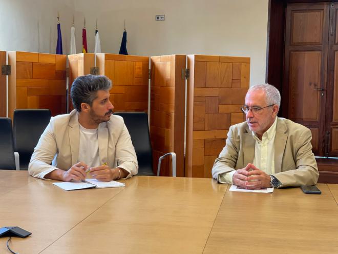 El Alcalde y Fepeco defienden la variante de la TF-5 como obra clave para reunificar el casco urbano de la ciudad