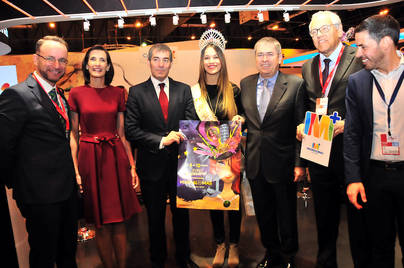 Maspalomas impresiona con el Euro Carnaval en Fitur 2017