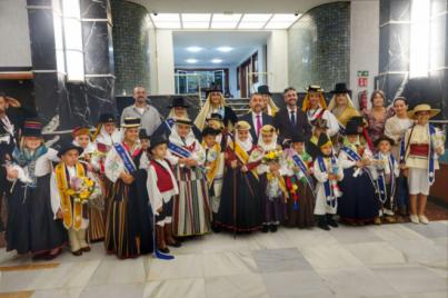 Keylor Aday Ramos González y Gara Suárez Alonso, elegidos Mago y Maga Infantil de las Fiestas de Mayo