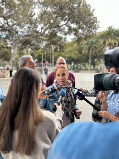 Lorena López critica la doble moral del PSOE con los pueblos palestino y saharaui