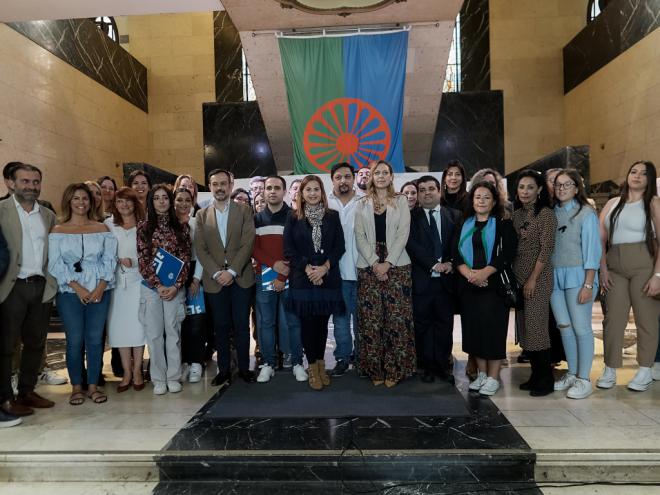 El Cabildo conmemora el Día Mundial del Pueblo Gitano