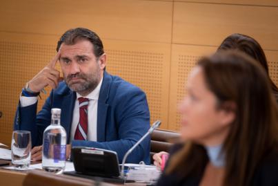 El PP recrimina al Cabildo su “pasividad” con el proyecto del futuro tren del sur