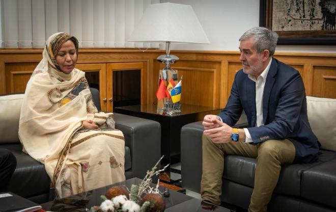 Canarias y Marruecos agilizan los trámites para abrir la conexión marítima con Tarfaya