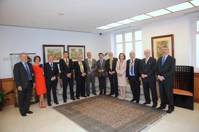 El Cabildo entrega la Medalla de Oro de la Isla a los clubes rotarios de Tenerife