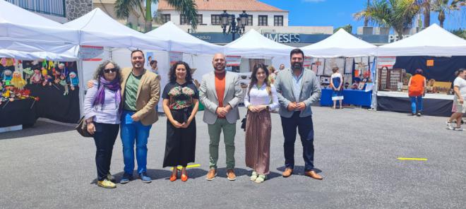 Treinta profesionales muestran su trabajo en el Mercado de Artesanía en Puerto de la Cruz