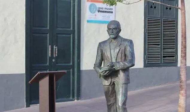 Puerto del Rosario propone a Miguel de Unamuno Hijo Adoptivo