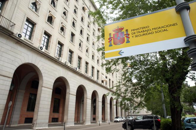 Ashotel insta al Gobierno regional a que haga valer la cláusula canaria para prorrogar los ERTE