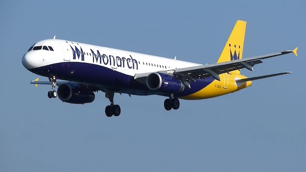 Monarch Airlines cesa sus operaciones