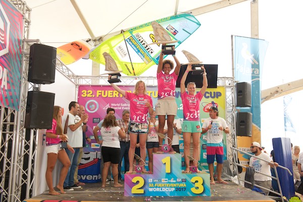 Sarah-Quita Offringa se proclama en Fuerteventura campeona del mundo de Freestyle