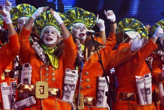 Comienzan las fases de murgas adultas en el escenario del Recinto Ferial