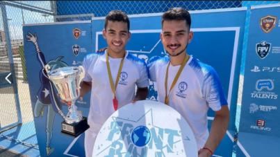 Adrián León y Hugo León, campeones de España