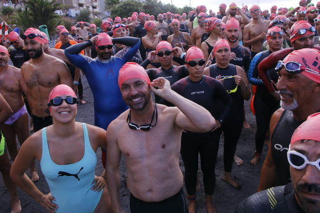 La III Travesía Solidaria Memorial Víctor Teni, fiesta del deporte