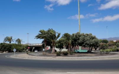 Mejora de áreas arboladas y jardines en carreteras de Gran Canaria
