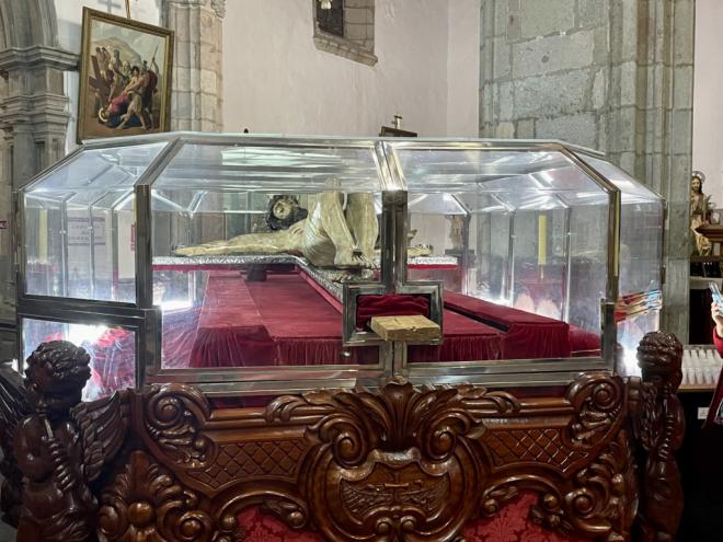 El Santo Cristo de Telde vuelve a presidir el Altar Mayor de la Basílica