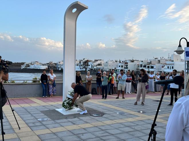 Flores y música en Ojos de Garza por el 16º aniversario del accidente del vuelo JK5022