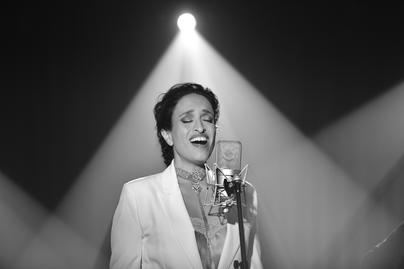 La cantante israelí Noa despide su gira española con un concierto en el 25 aniversario del Auditorio Alfredo Kraus