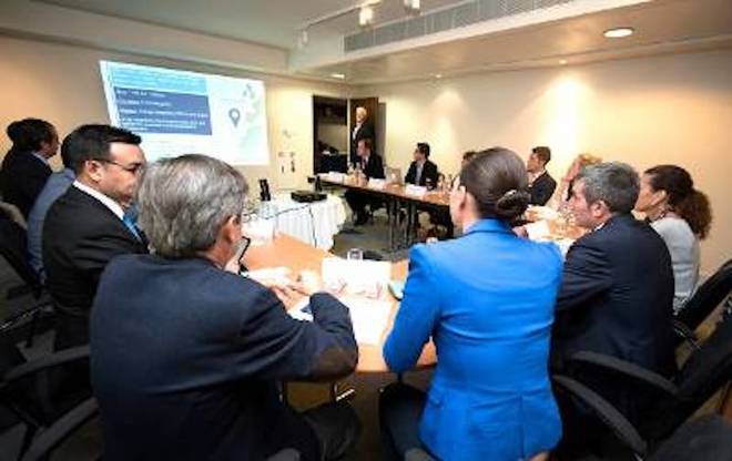 Canarias presenta en Londres los servicios portuarios especializados a la industria 'offshore'
