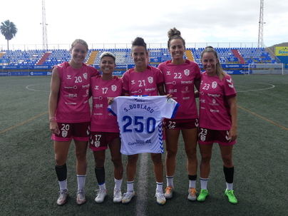 La grancanaria Silvia Doblado supera los 250 partidos oficiales con la UDG Tenerife