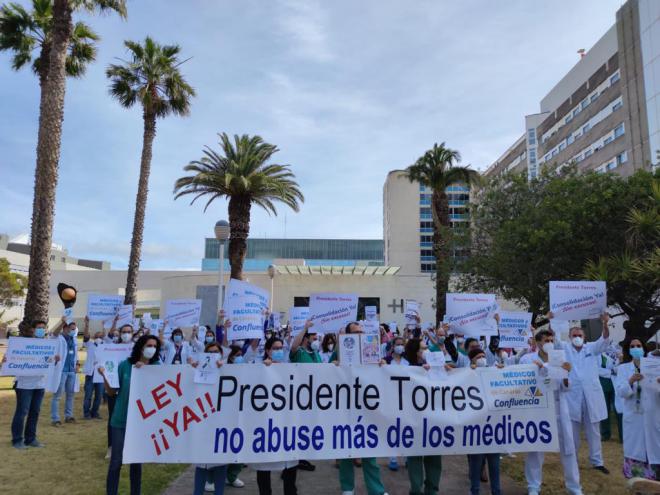 Los médicos vuelven a convocar la huelga para el 19 de mayo