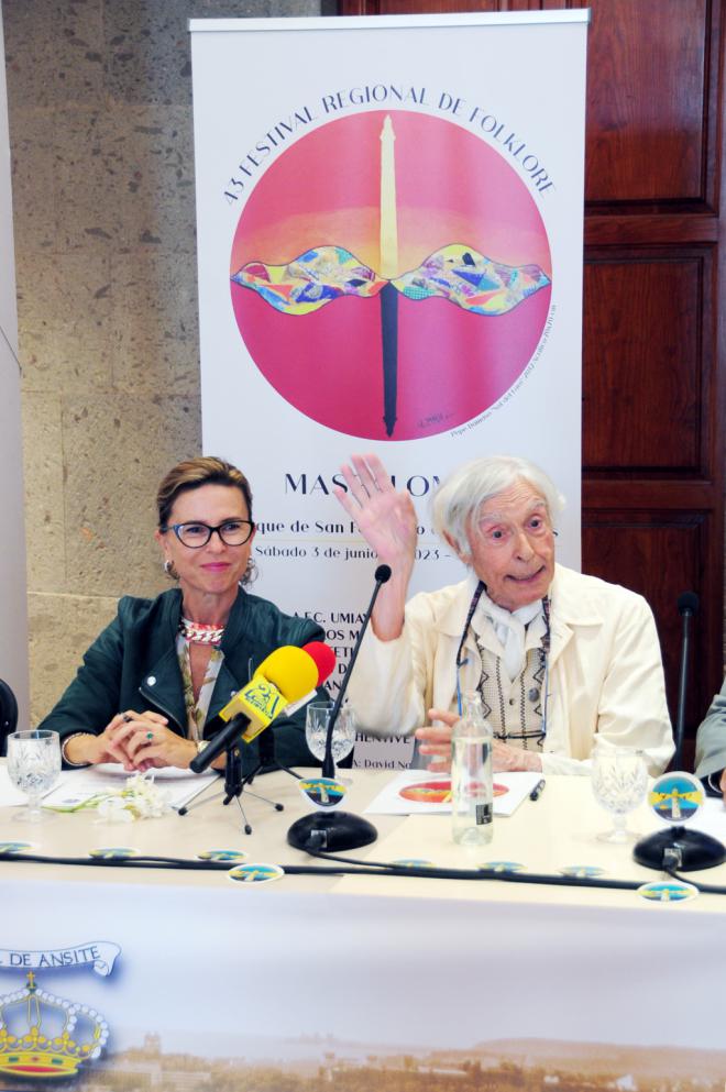 Pepe Dámaso presenta el cartel del 43 Festival Regional de Folclore de Maspalomas