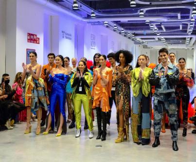 La diseñadora palmera Paloma Suárez arrasa con su nueva colección, ‘Bloom’, en MBFWM