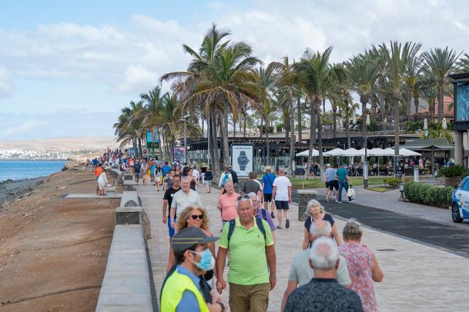 El Cabildo y San Bartolomé de Tirajana culminan la rehabilitación del Paseo de Meloneras