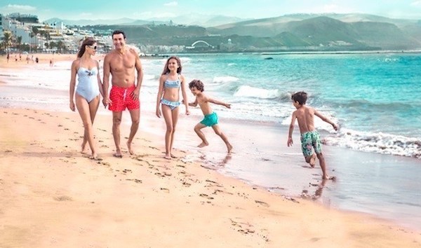 La Playa de Las Canteras la mejor de España para ir en familia
