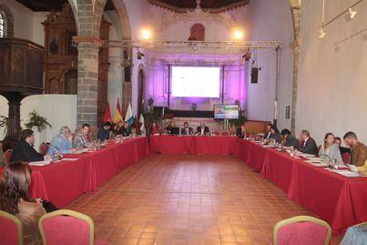 El Cabildo de Lanzarote muestra su repulsa a las publicaciones “vejatorias con fines políticos” de la web El Agitador