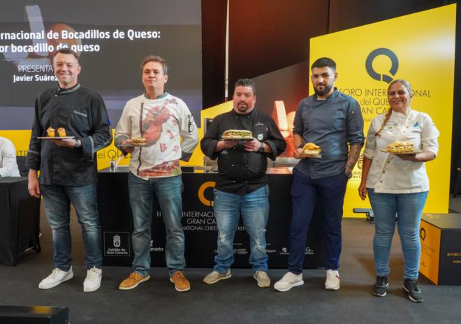 Kevin Díaz gana el premio al mejor bocadillo de queso de España