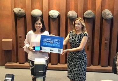 Rosa Dávila entrega en el Parlamento el presupuesto 2018